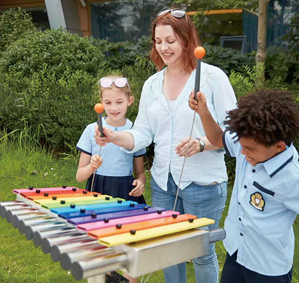 ගෘහස්ථ ළමා ක්රීඩා පිටිය